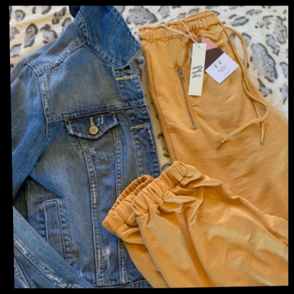 Skylar Rose Mustard Joggers Sz S, L